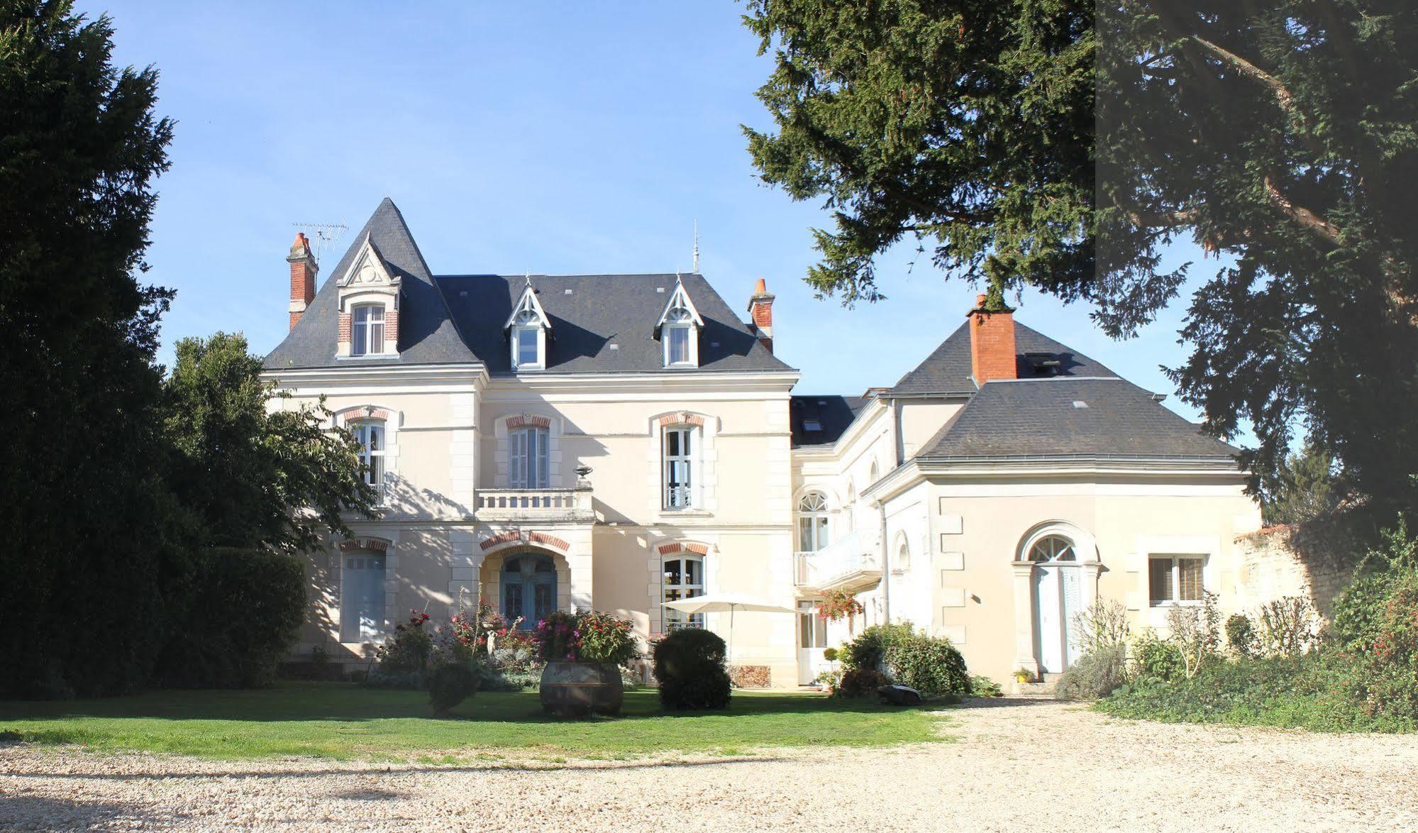 La Roseraie Neuville-du-Poitou Eksteriør bilde